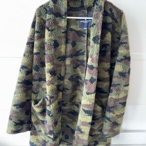 American Eagle Outfitters Green & Brown Camo Sherpa Cardigan
